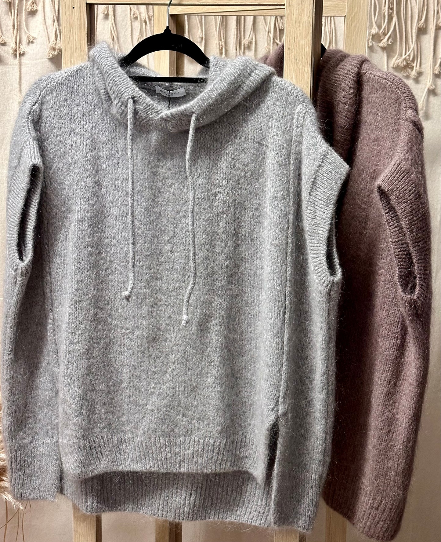 Pull à capuche Pulsa