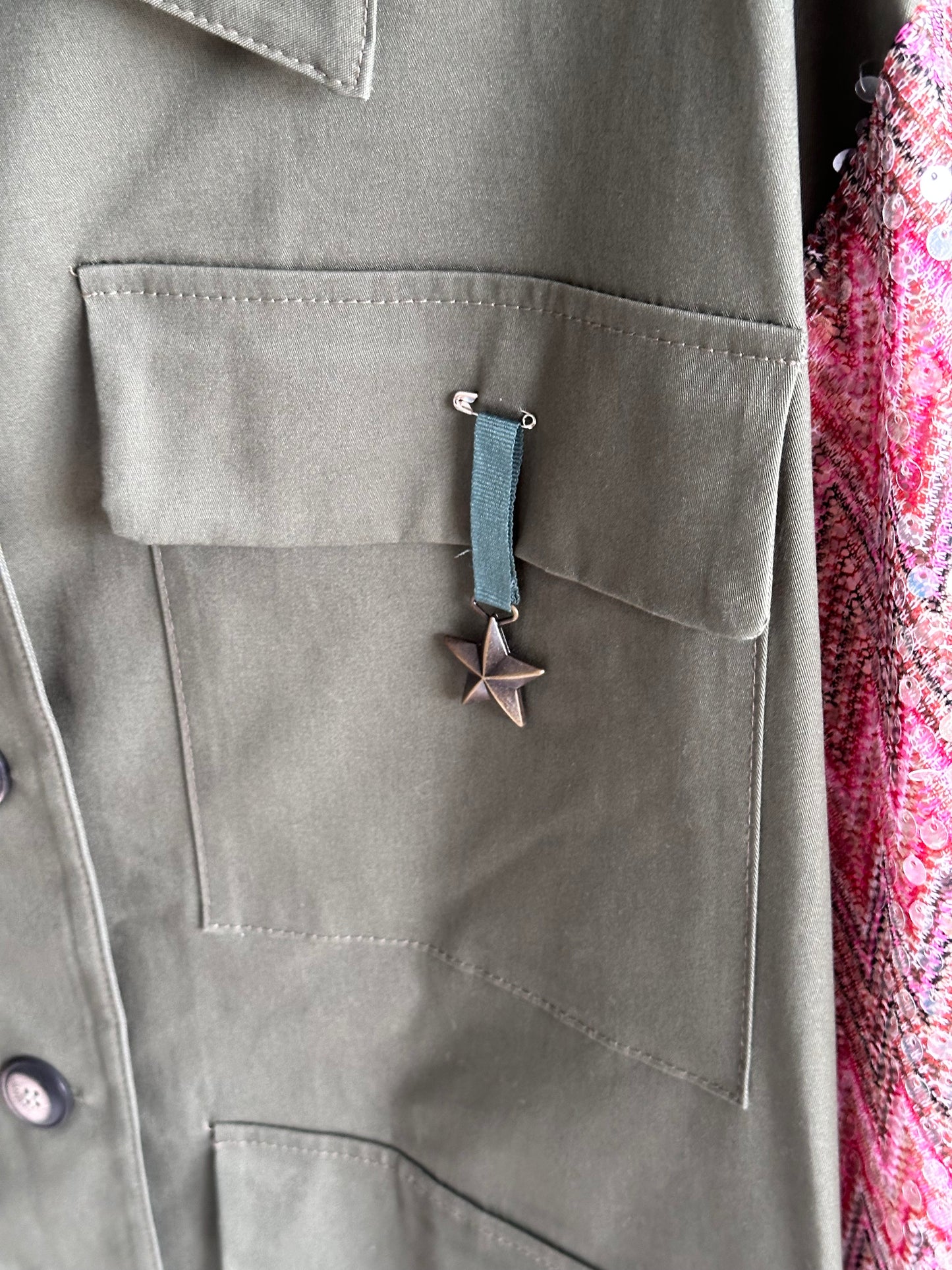 Veste Domonika